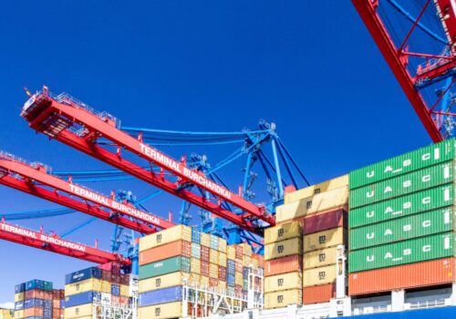 freight containers and loading cranes