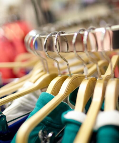 hangers-in-the-clothing-store-SBI-300934911-min (1) hangers-in-the-clothing-store-SBI-300934911-min (1)
